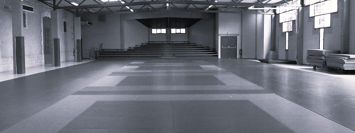 dojo vesoul noir et blanc.jpg